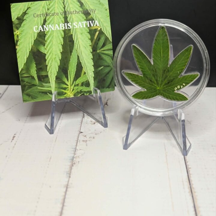 Cannabis Leaf